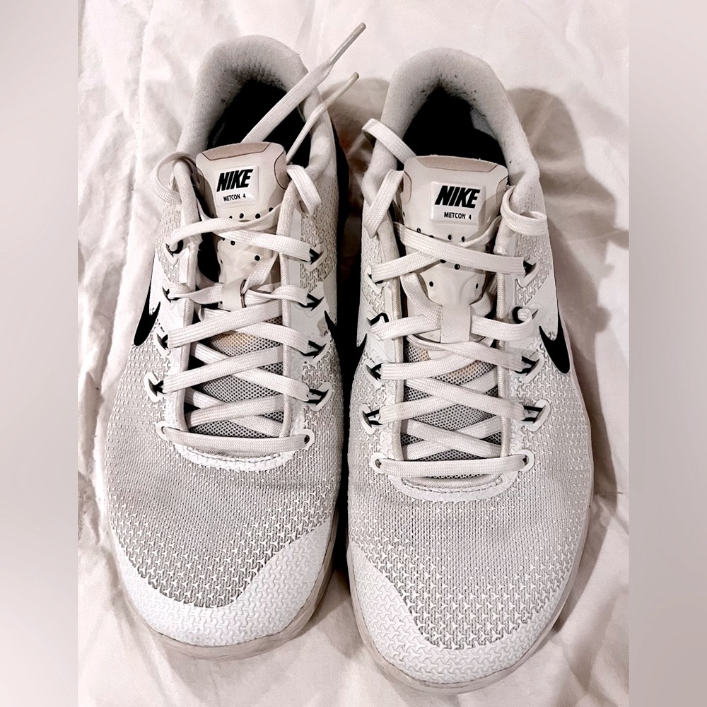 Nike women sneakers